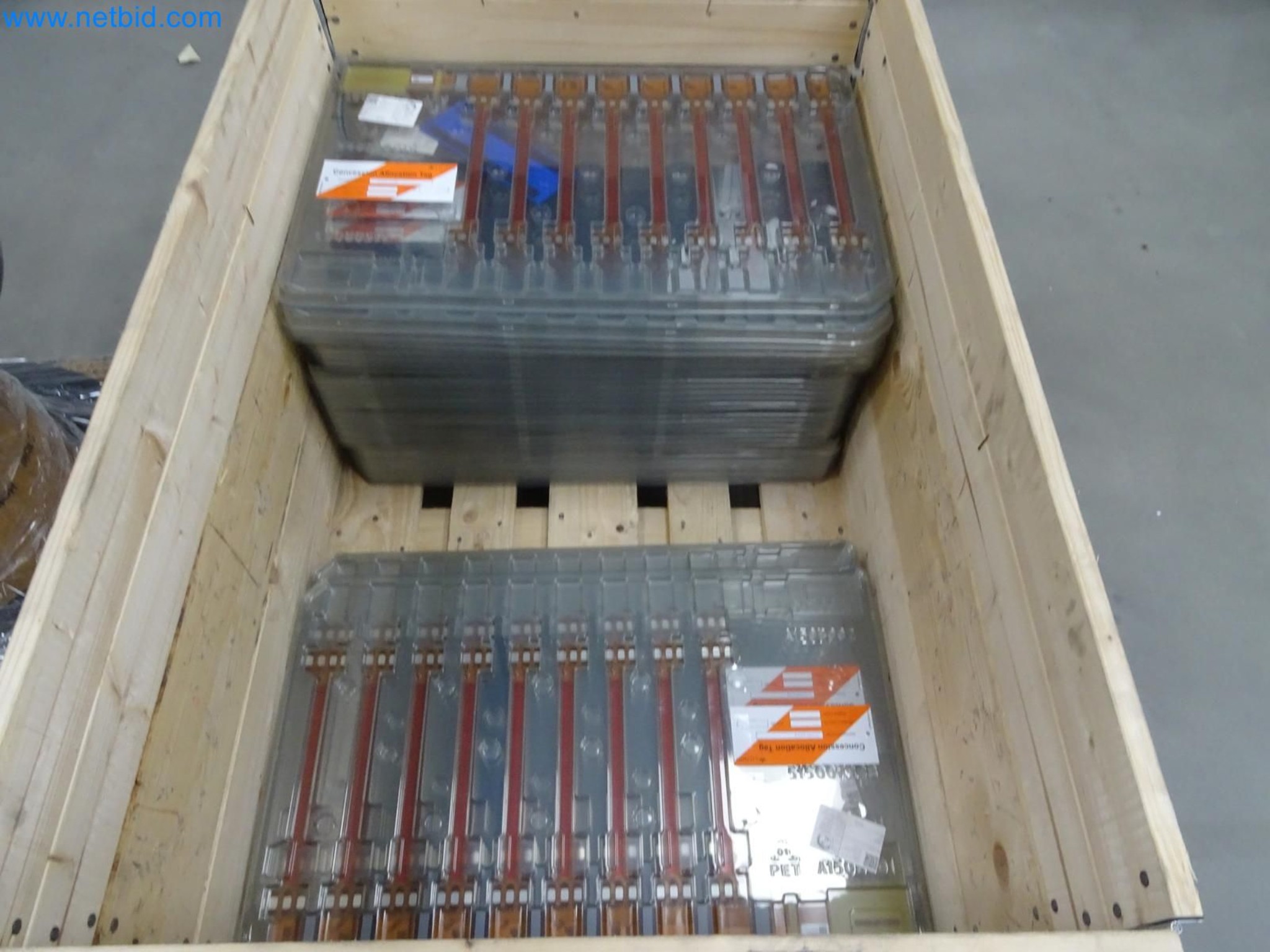 33 Zellmesskabelbäume Amphenol-Air LB GmbH Stack A